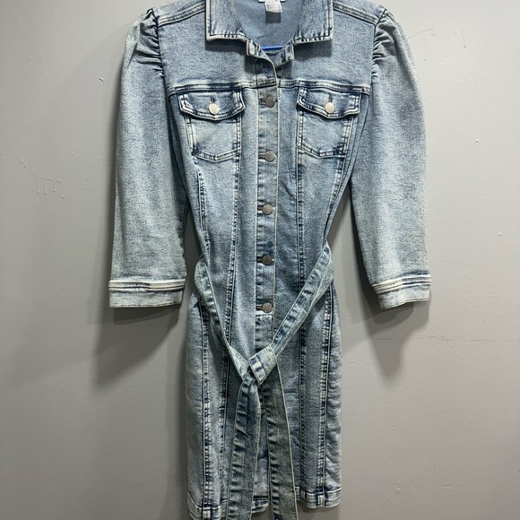 Venus Cool Wash Button-Up denim dress size small used in a good condition - Picture 10 of 10